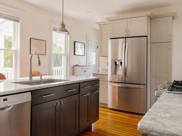 25 Moraine St 25, Belmont MA 02478