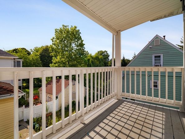 25 Moraine St 25, Belmont MA 02478