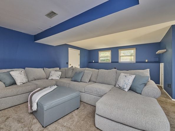 35 Catherine Dr, Peabody MA 01960