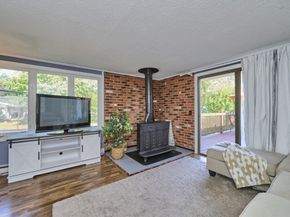 35 Catherine Dr, Peabody MA 01960