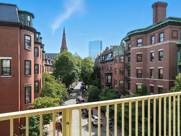 145 Pinckney St 405 & 407, Boston MA 02114