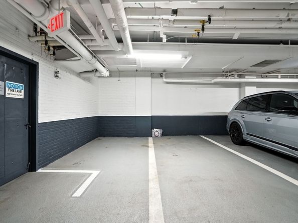 145 Pinckney St 405 & 407, Boston MA 02114