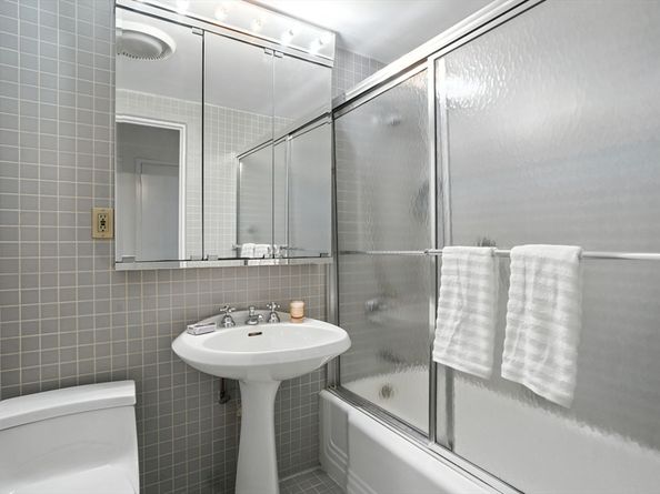 145 Pinckney St 405 & 407, Boston MA 02114