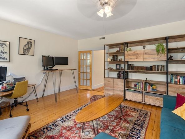 124-126 Minden St 1262, Boston MA 02130