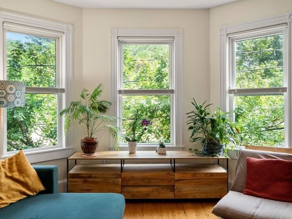 124-126 Minden St 1262, Boston MA 02130