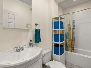 124-126 Minden St 1262, Boston MA 02130