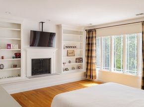 100 Westcliff Rd, Weston MA 02493