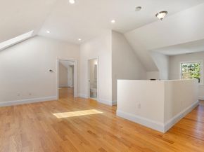 1 Tricorne Rd, Lexington MA 02421