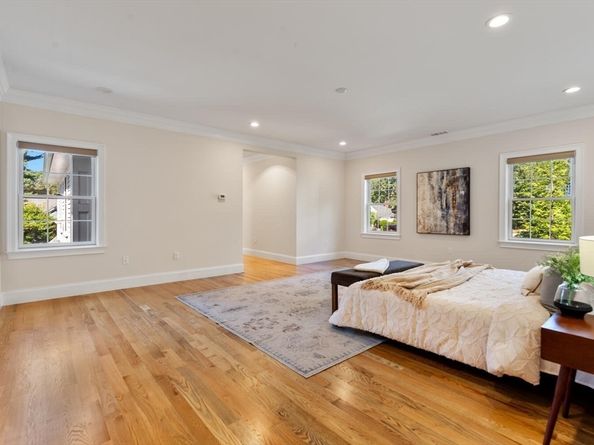 1 Tricorne Rd, Lexington MA 02421