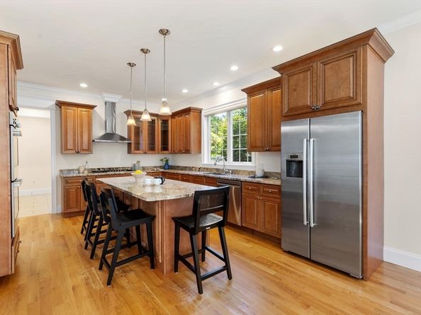 1 Tricorne Rd, Lexington MA 02421