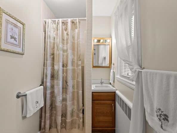 44 Country Club Dr, Brockton MA 02301