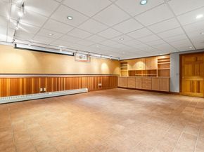 50 Marine Rd, Milton MA 02186