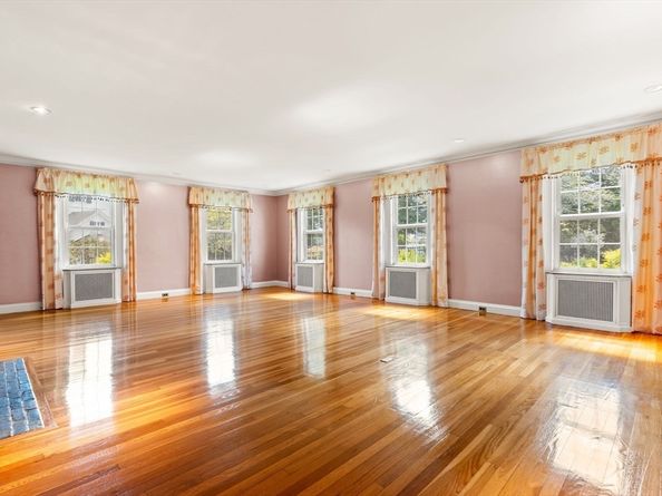 50 Marine Rd, Milton MA 02186
