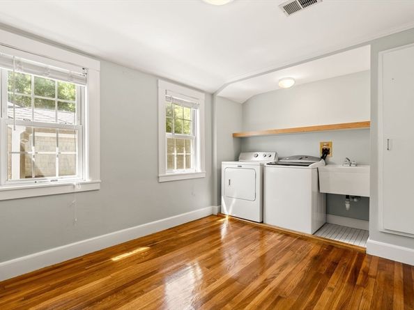 50 Marine Rd, Milton MA 02186