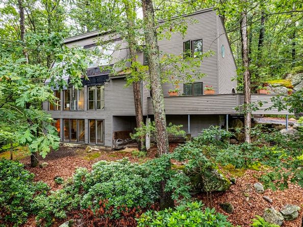 26 Fowler St, Upton MA 01568