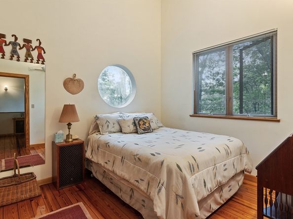 26 Fowler St, Upton MA 01568