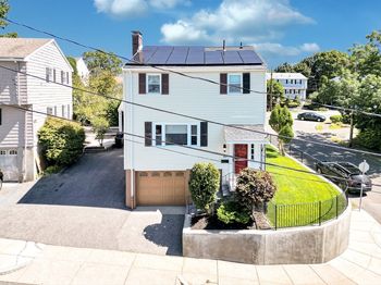 83 Cowing St