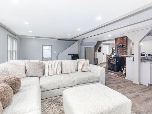 53 Columbia Ave, Lynn MA 01902