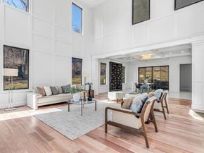 20 Amberwood Dr, Winchester MA 01890