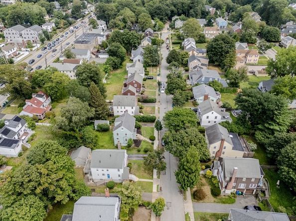 99 Oakdale Road, Newton MA 02461
