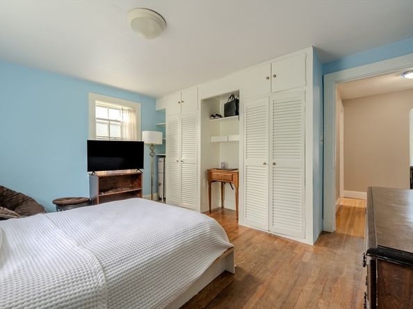 99 Oakdale Road, Newton MA 02461