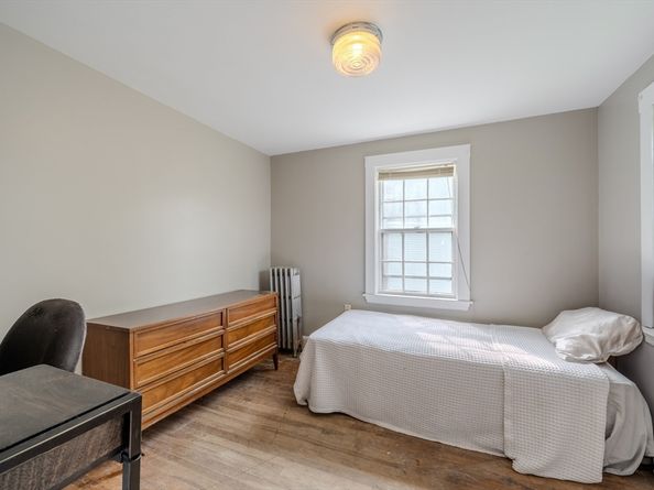 99 Oakdale Road, Newton MA 02461
