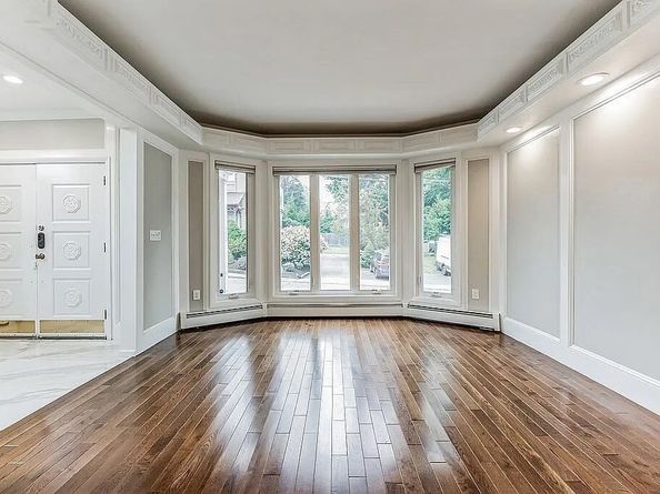 32 Water St, Marlborough MA 01752
