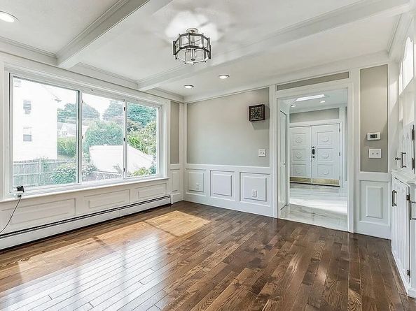 32 Water St, Marlborough MA 01752