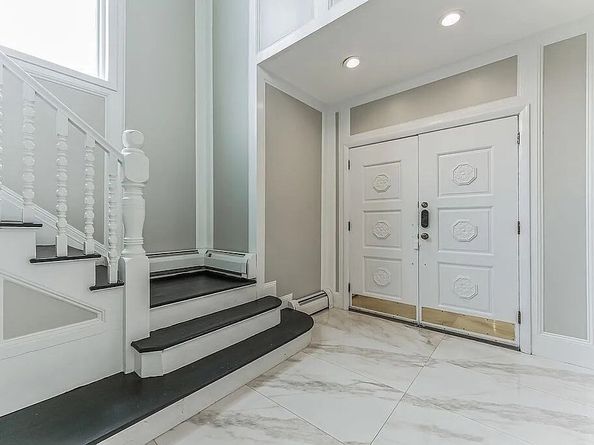 32 Water St, Marlborough MA 01752