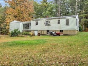 38 S Spencer Rd, Spencer MA 01562
