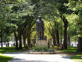 250 Commonwealth Ave 1, Boston MA 02116
