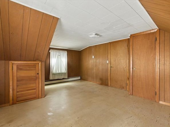 9 Scotia St, Salem MA 01970