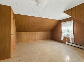 9 Scotia St, Salem MA 01970