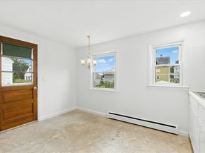 9 Scotia St, Salem MA 01970