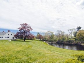 89 Choate St, Essex MA 01929