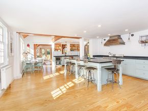 89 Choate St, Essex MA 01929