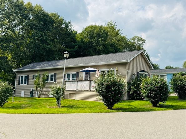 91 Tavitian Blvd, Marlborough MA 01752