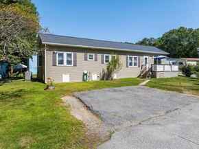 91 Tavitian Blvd, Marlborough MA 01752