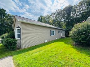 91 Tavitian Blvd, Marlborough MA 01752