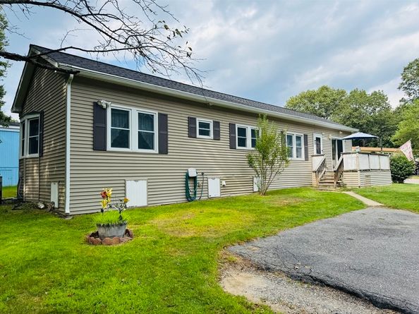 91 Tavitian Blvd, Marlborough MA 01752