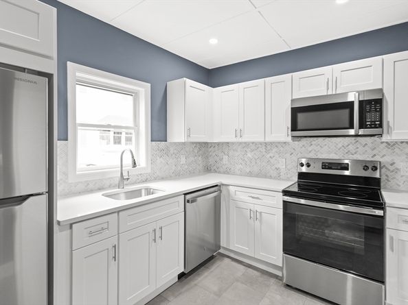 57 Ord St, Salem MA 01970