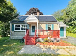 19 Assabet Ln, Worcester MA 01602