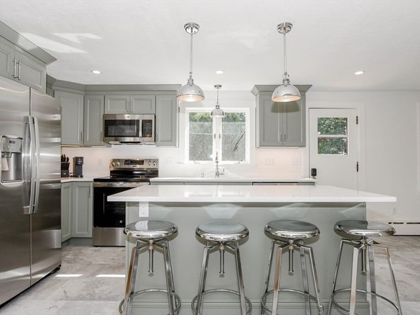 197 Converse Rd, Marion MA 02738