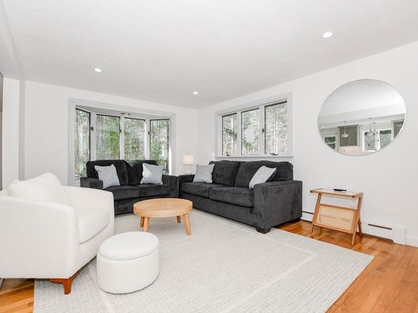 197 Converse Rd, Marion MA 02738