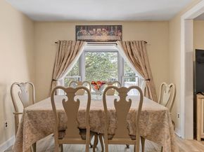 130 South St, Upton MA 01568