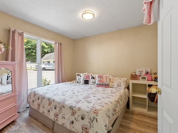 130 South St, Upton MA 01568
