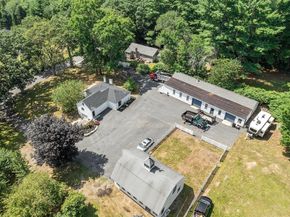 130 South St, Upton MA 01568