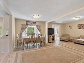 130 South St, Upton MA 01568