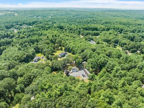 130 South St, Upton MA 01568
