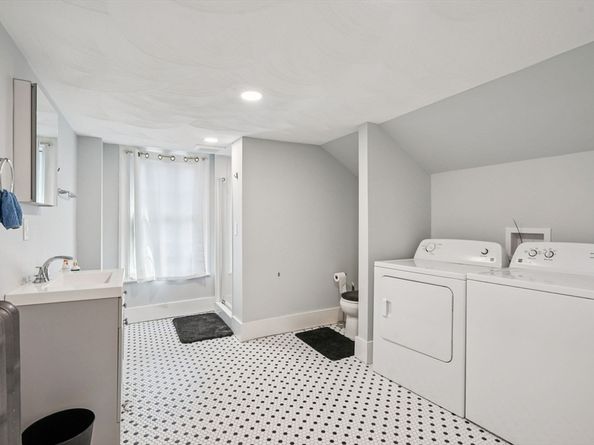 101 Mount Pleasant Ave, Boston MA 02119